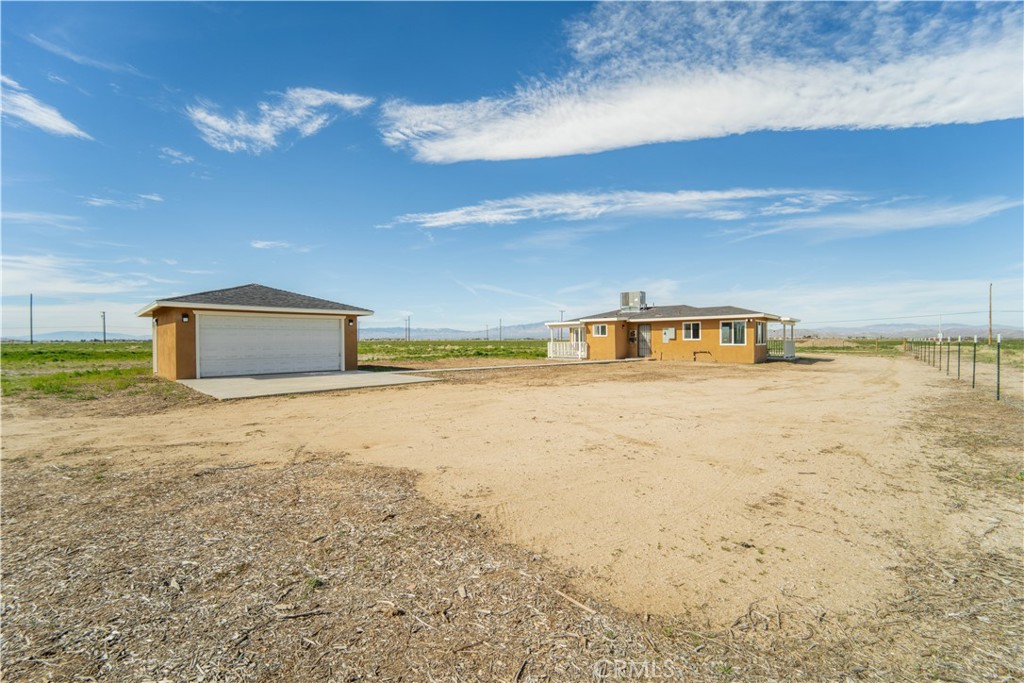49040 70th Street W Property Photo 18