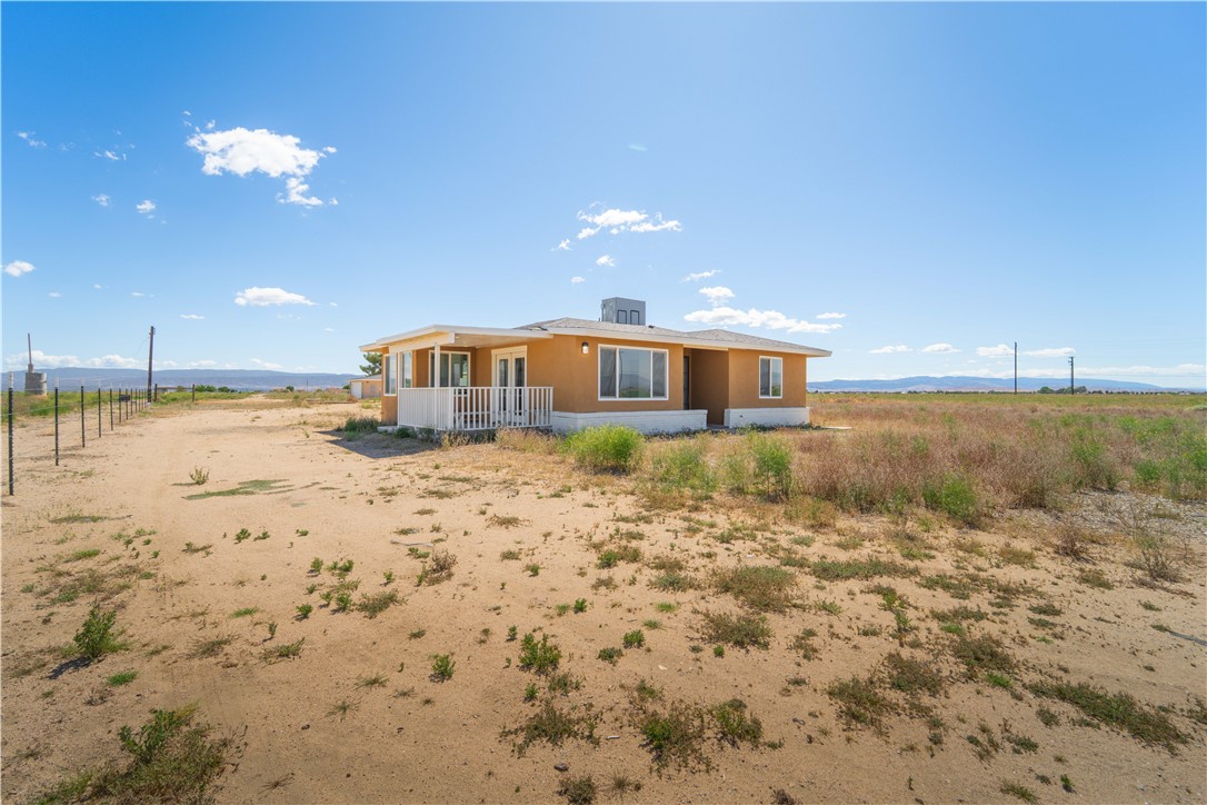 49040 70th Street W Property Photo 22
