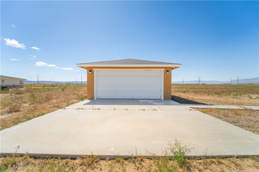 49040 70th Street W Property Photo 23