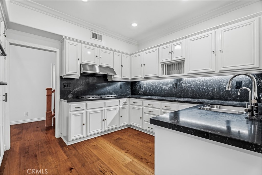 26803 Matisse Property Photo 9