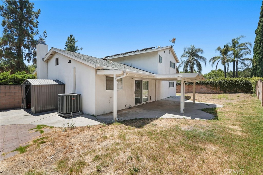 10811 Des Moines Property Photo 45