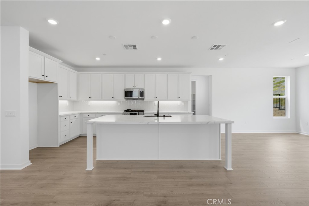 28847 Appaloosa Place Property Photo 3