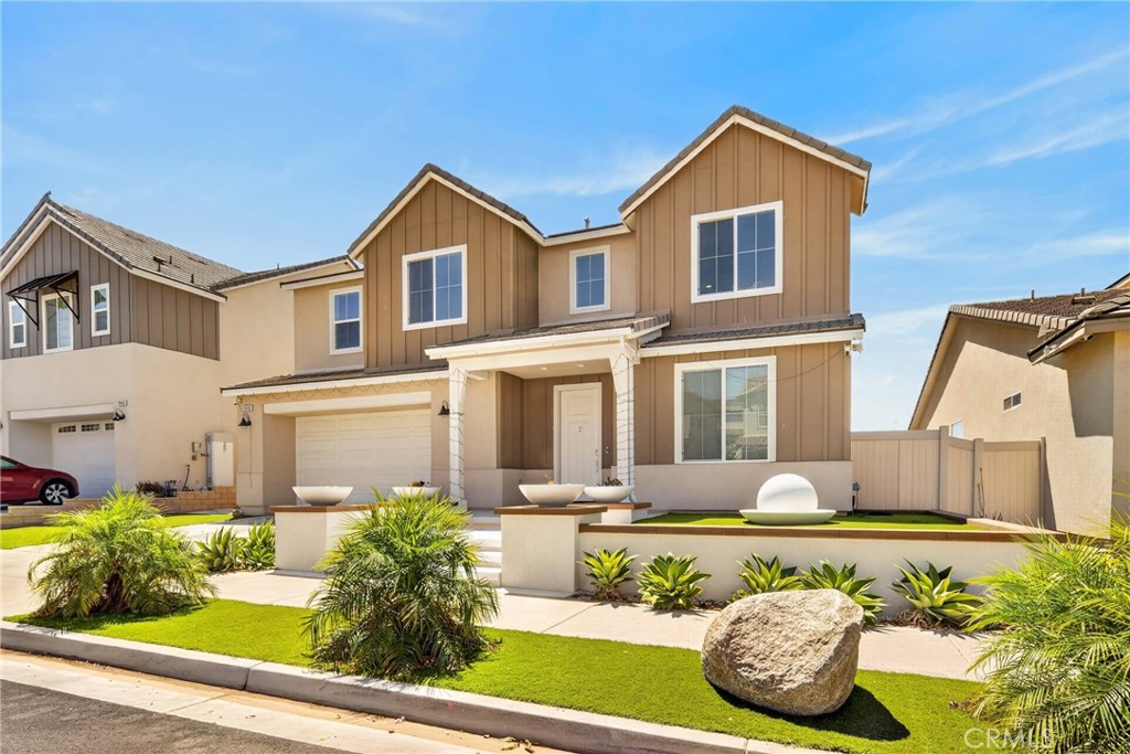 18148 Hedgerow Property Photo