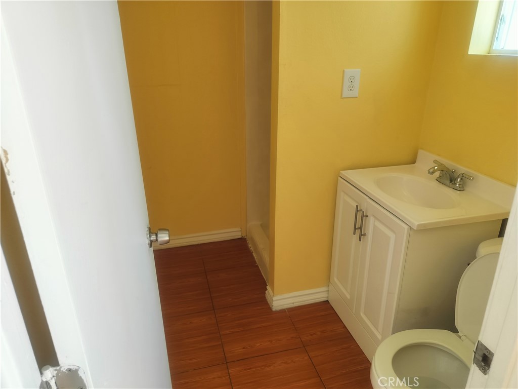 14833 Victory Property Photo 3