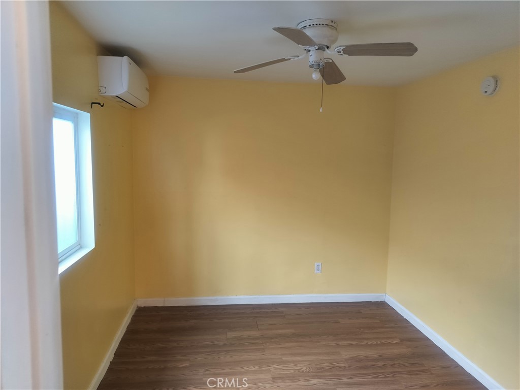 14833 Victory Property Photo 11