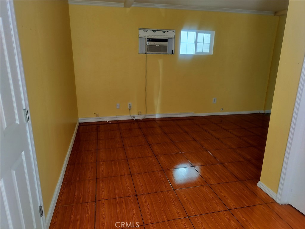 14833 Victory Property Photo 13