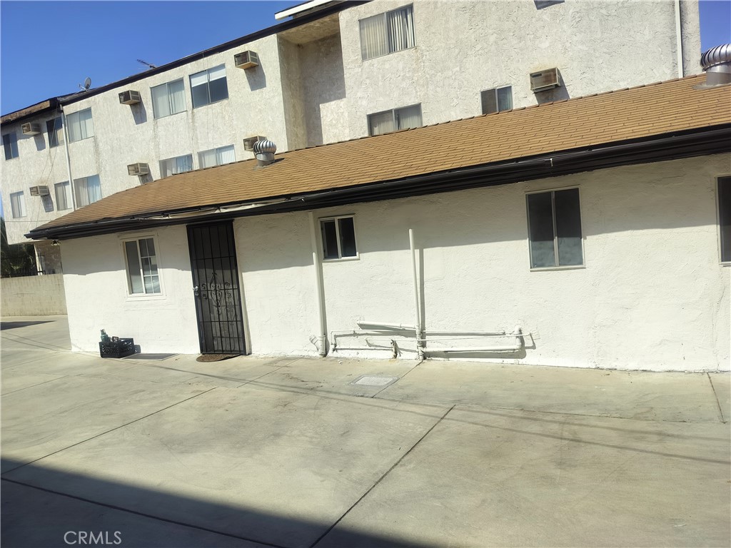 14833 Victory Property Photo 17