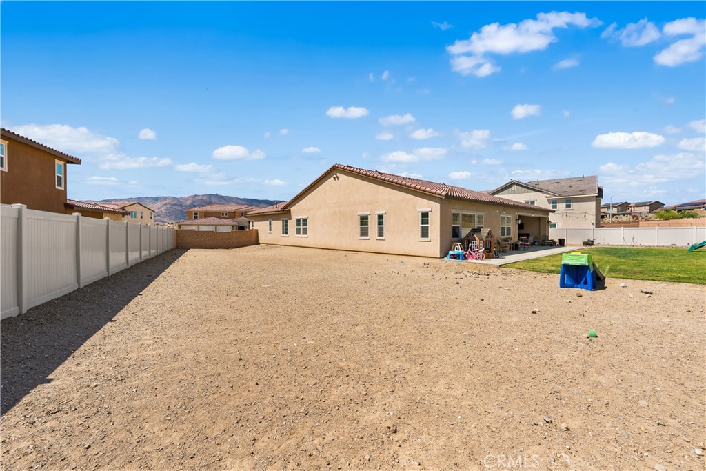 39350 Stallion Property Photo 55