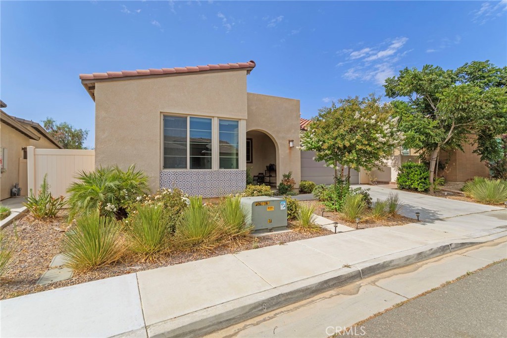 1628 Park Run Lane Property Photo 2