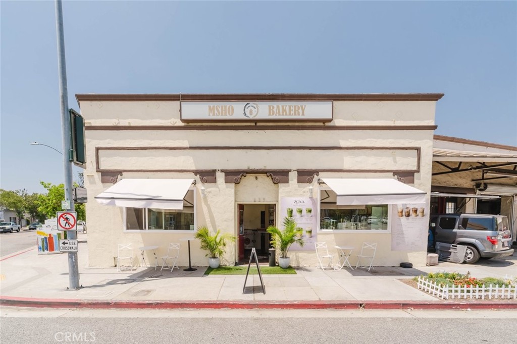 627 S Glendale Avenue Property Photo 1