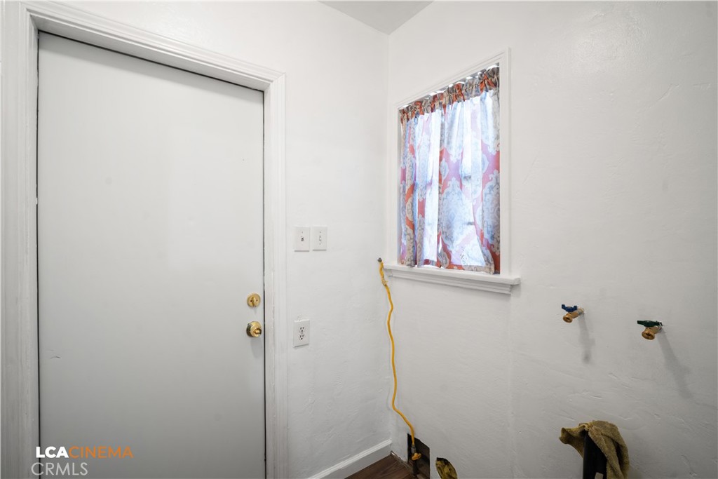 730 Oregon Property Photo 9