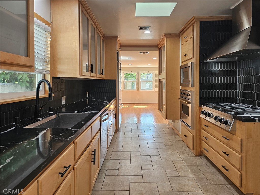 4559 Don Pio Property Photo 6