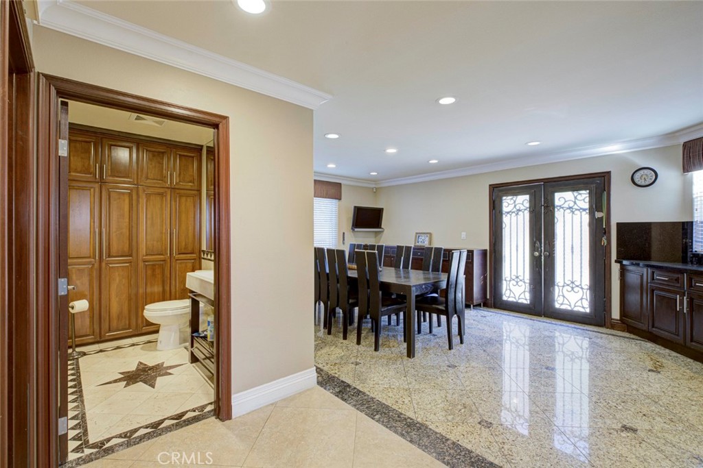 10610 Oak Tree Property Photo 10