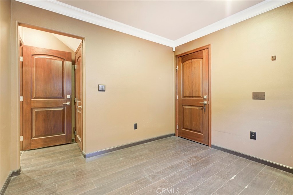 10610 Oak Tree Property Photo 12