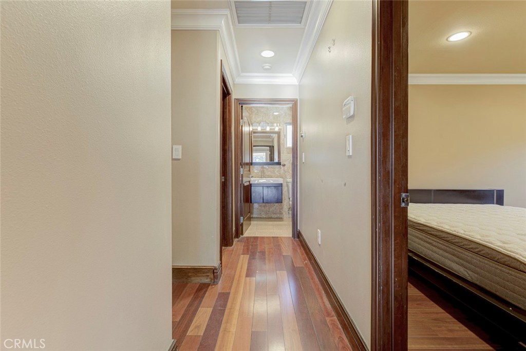 10610 Oak Tree Property Photo 19