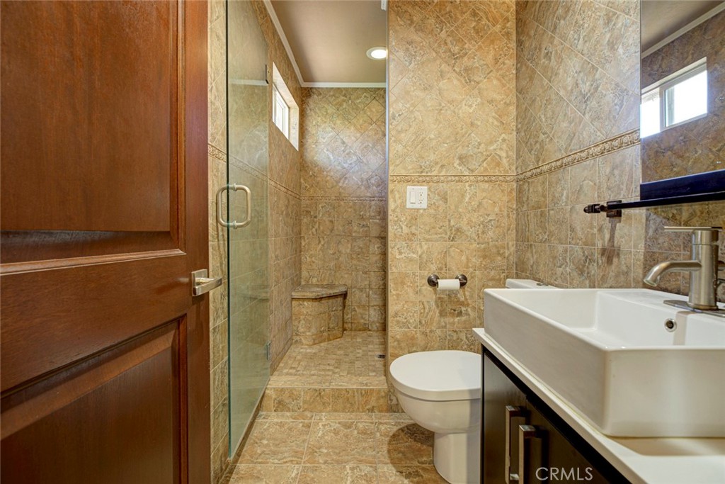 10610 Oak Tree Property Photo 24