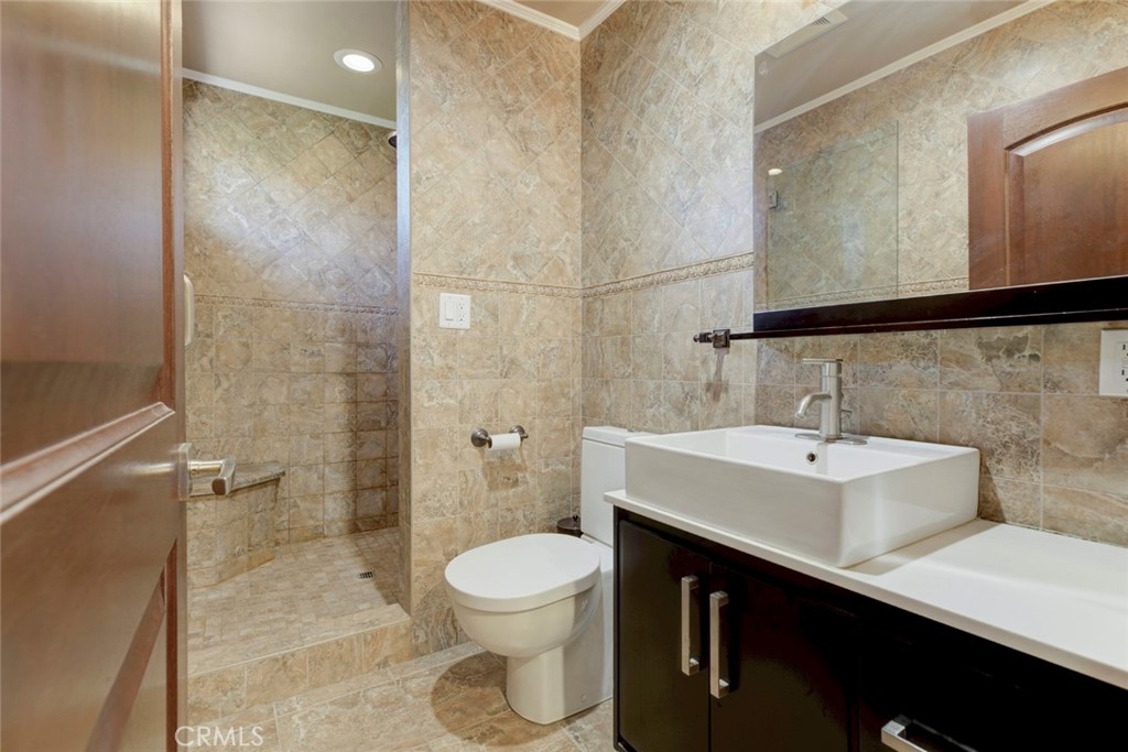 10610 Oak Tree Property Photo 25
