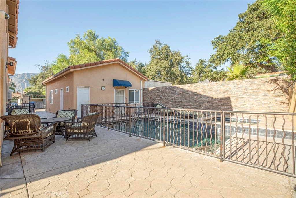 10610 Oak Tree Property Photo 38