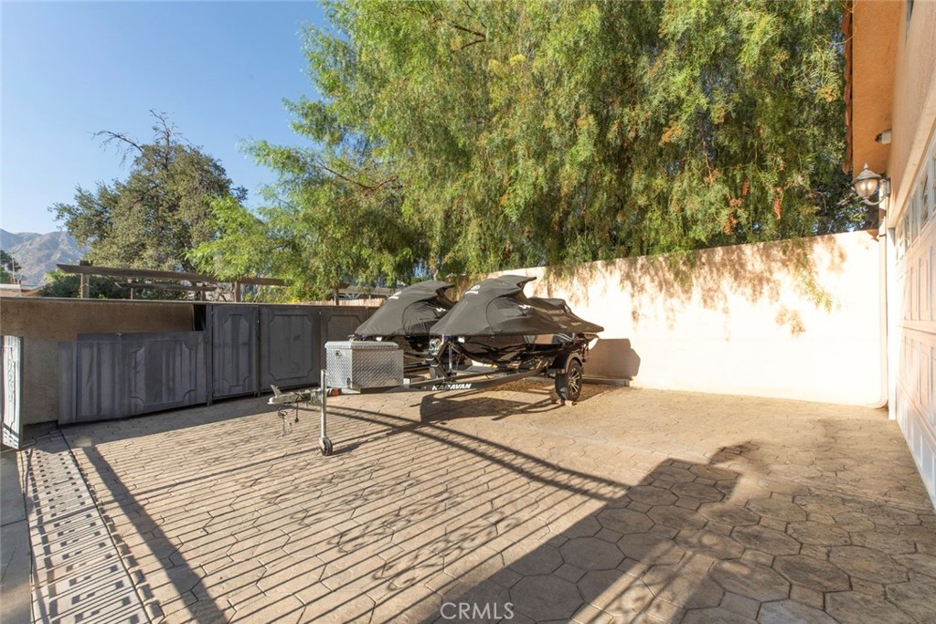 10610 Oak Tree Property Photo 46