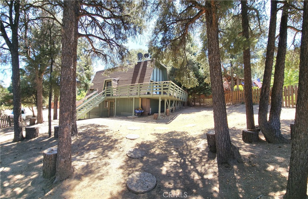 14713 Voltaire Property Photo 4