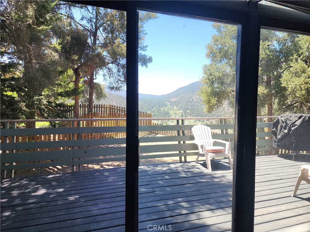 14713 Voltaire Property Photo 29