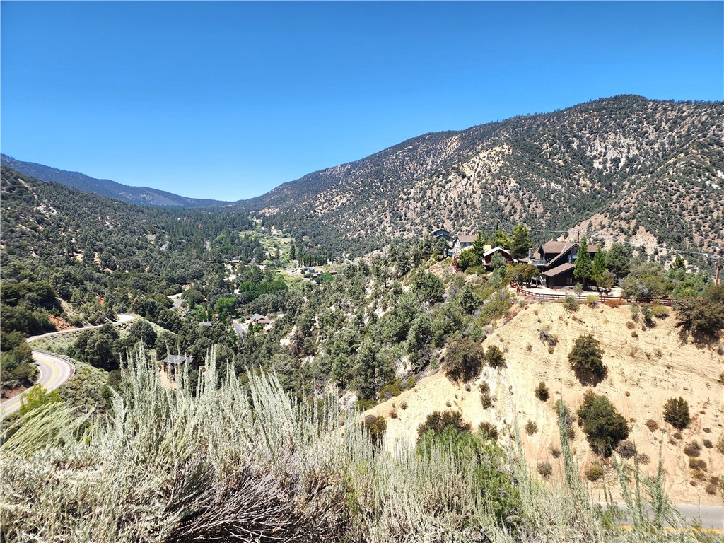 14713 Voltaire Property Photo 30