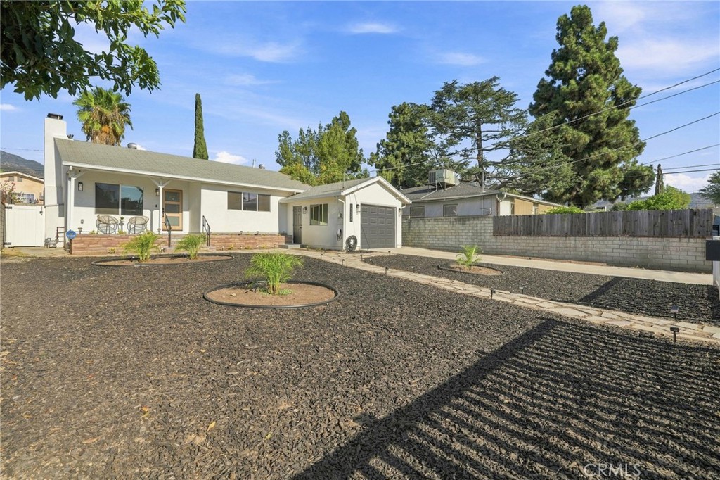 10824 Odell Property Photo 7