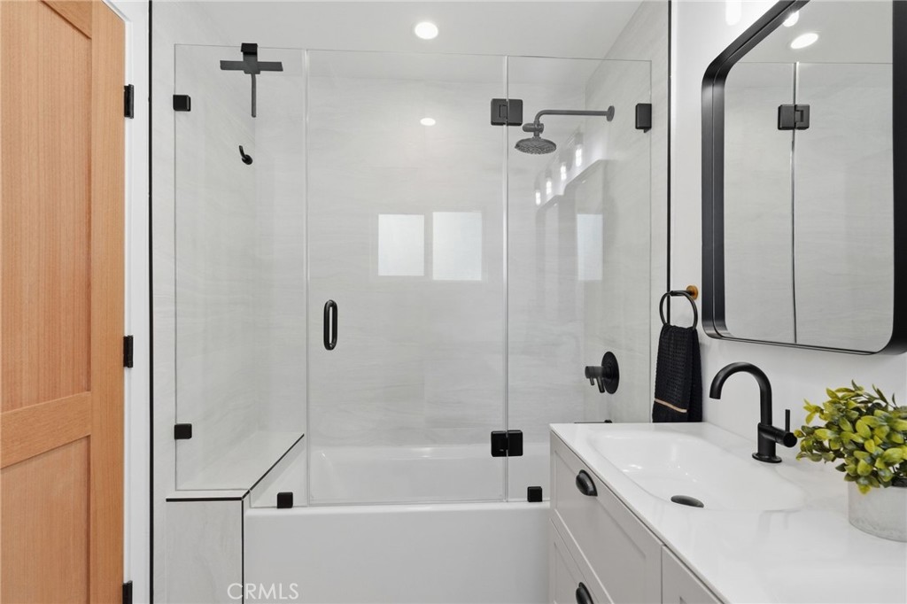 10824 Odell Property Photo 44