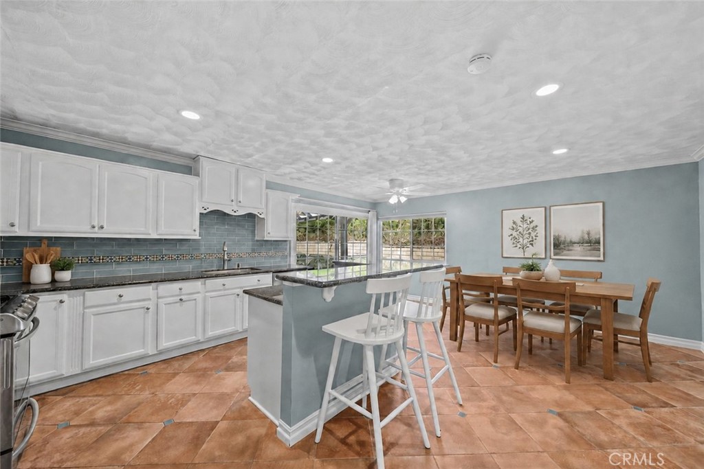 25415 Via Impreso Property Photo 8