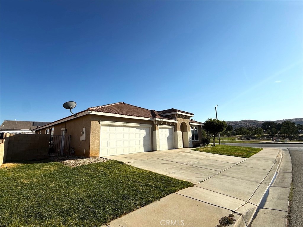 3540 Tamarisk Property Photo 2