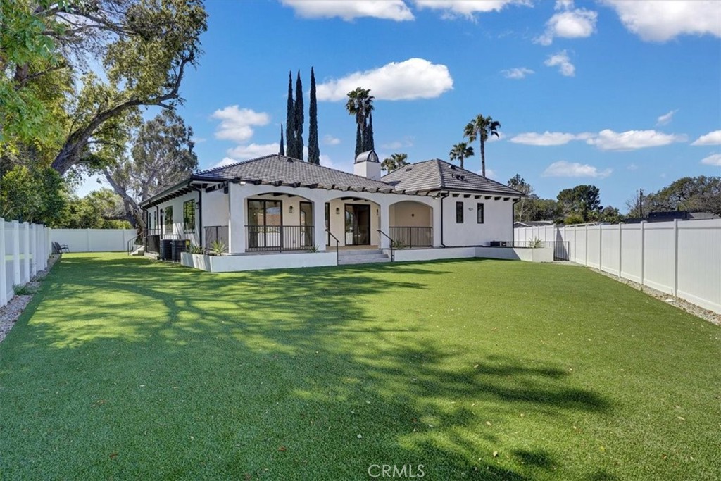 5520 Woodlake Property Photo 38