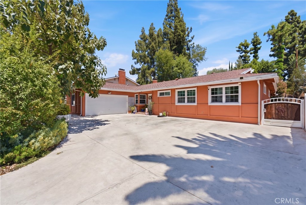 8416 Fable Avenue Property Photo 1