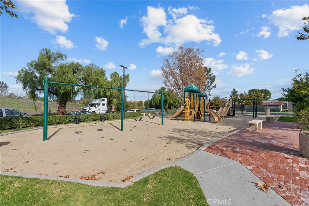 25736 Player R4 Property Photo 20