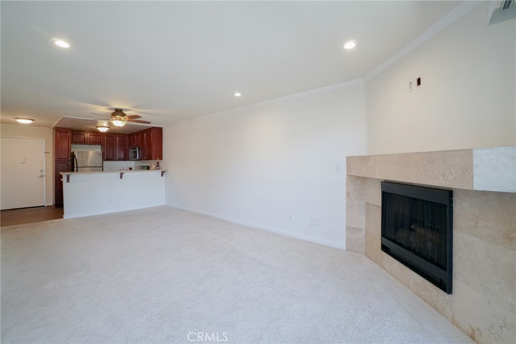 5510 Owensmouth Avenue 209 Property Photo 5