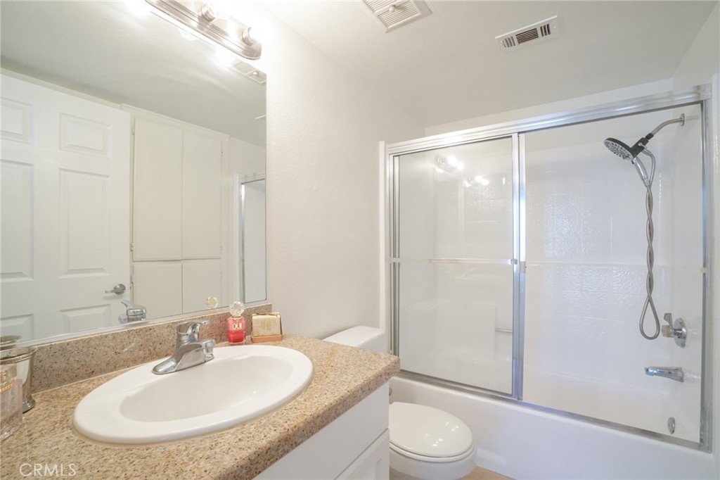 5510 Owensmouth Avenue 209 Property Photo 12