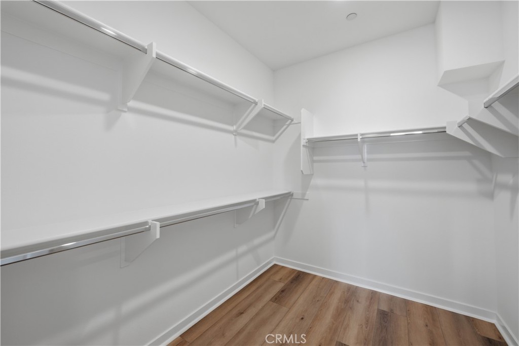 28520 Wildflower Terrace Property Photo 8