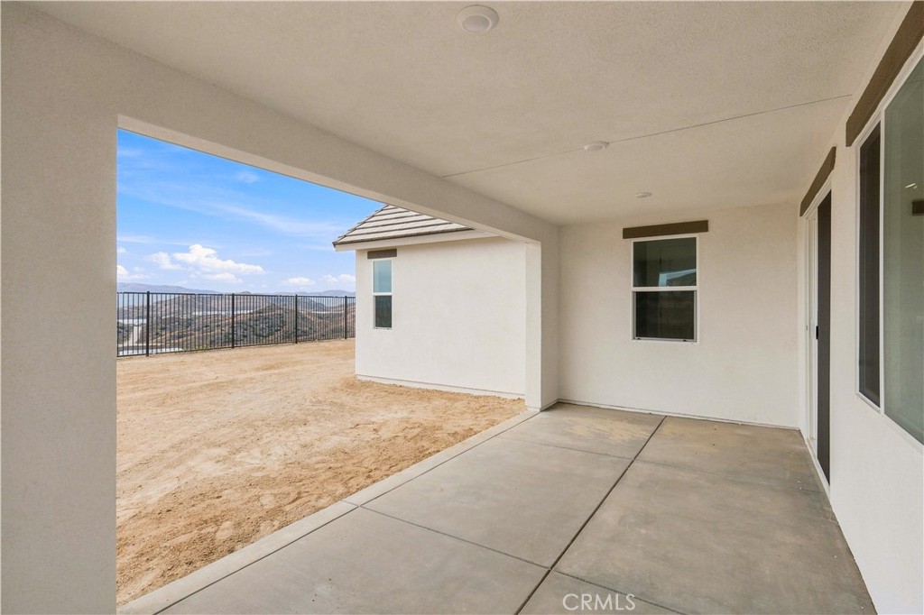 28520 Wildflower Terrace Property Photo 10