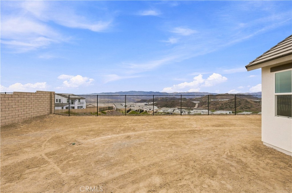 28520 Wildflower Terrace Property Photo 12
