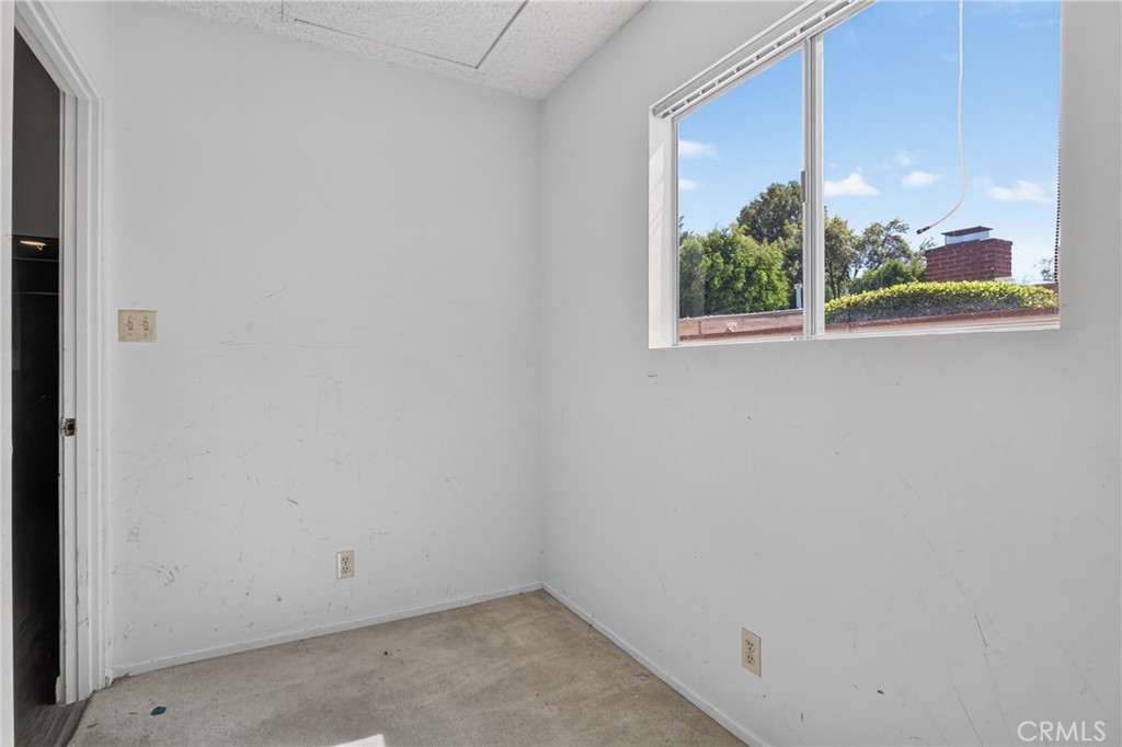 19448 Blythe Property Photo 22