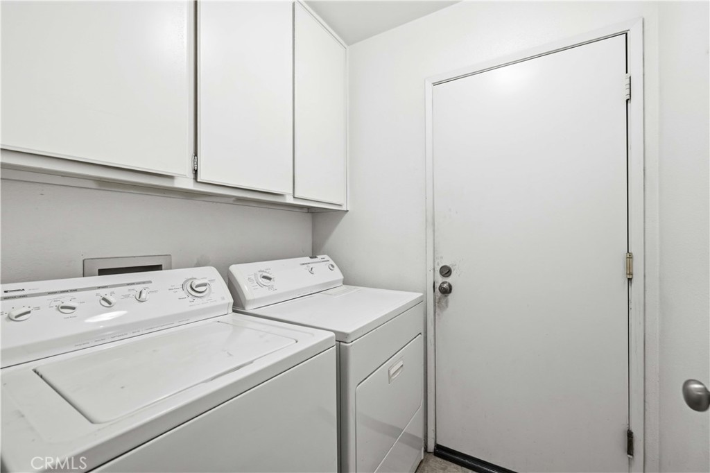 39341 Rockcliff Court Property Photo 15