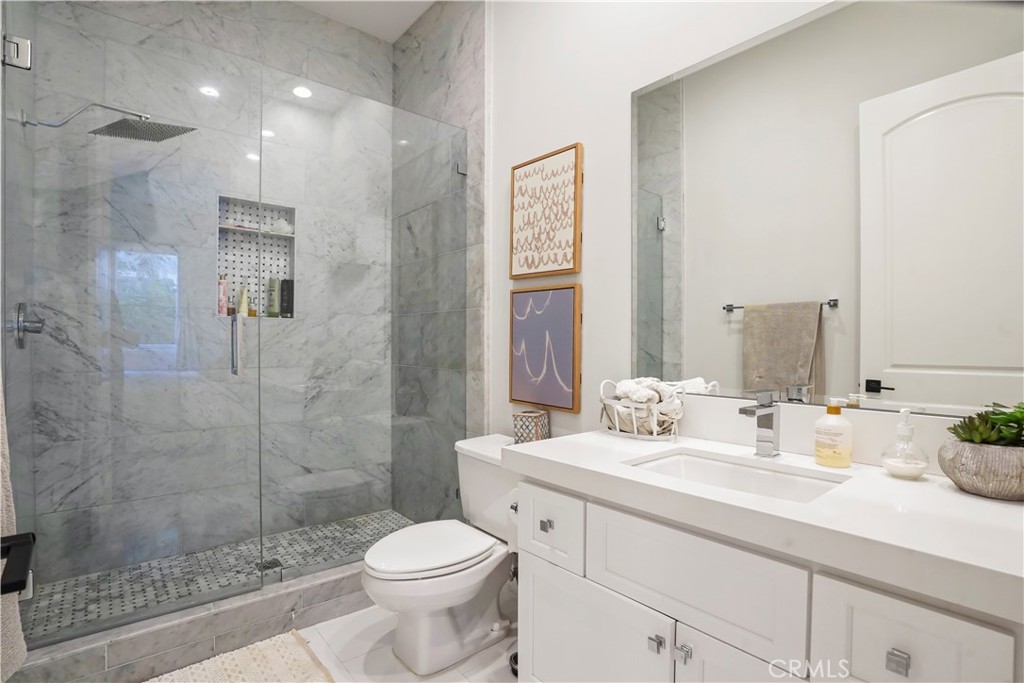 25418 Cumberland Property Photo 16