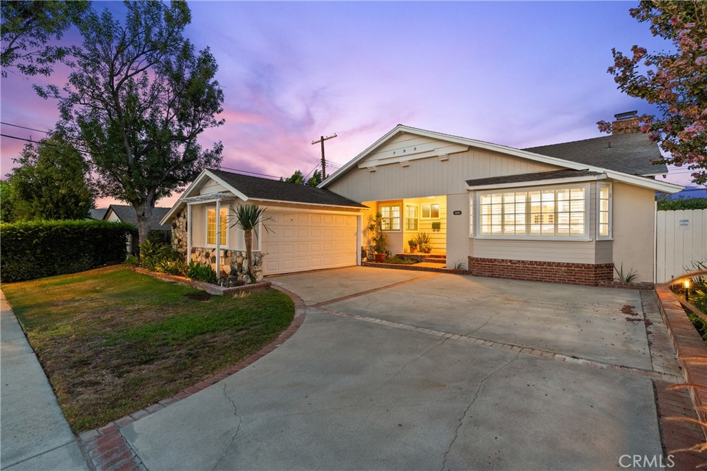9632 Forbes Avenue Property Photo 1