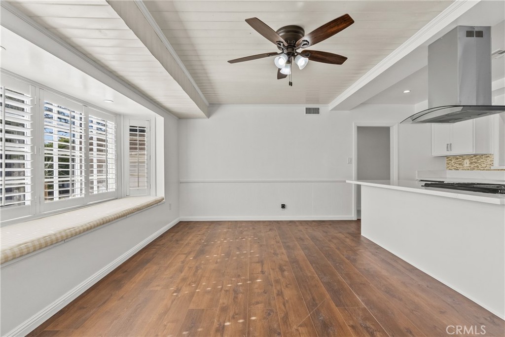 9632 Forbes Avenue Property Photo 18