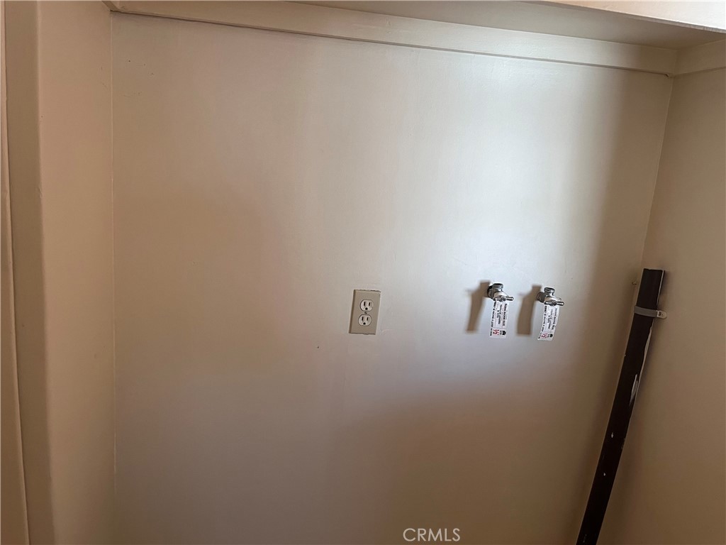 112 S 2nd Property Photo 14