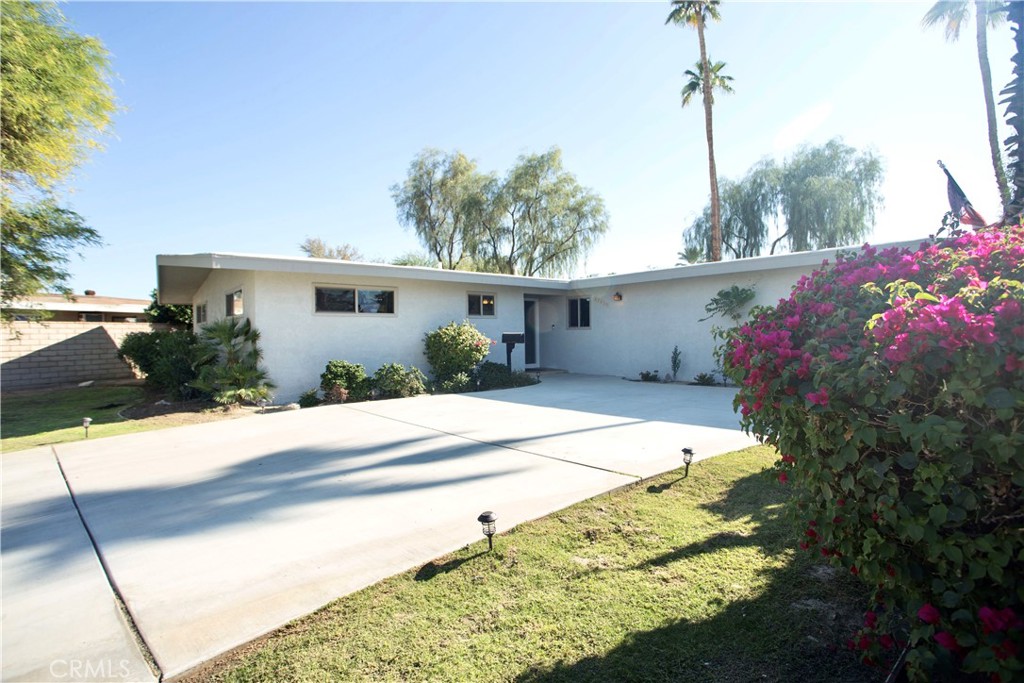 43815 Marigold Property Photo 1