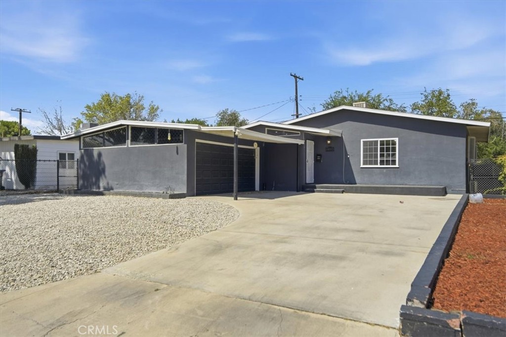 44043 Heaton Property Photo 1