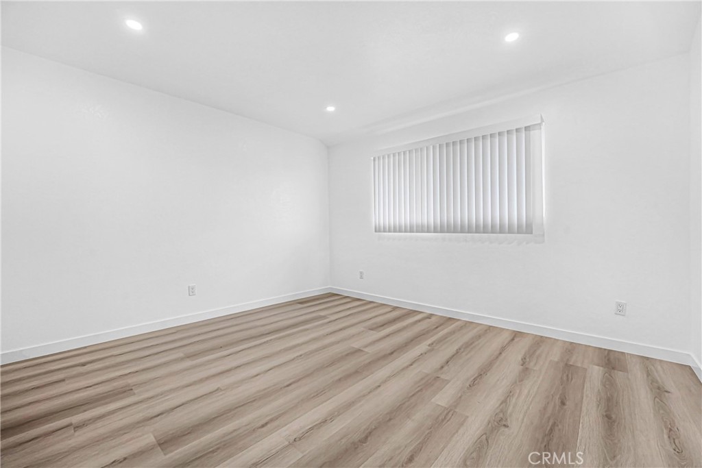 13260 Winfield Property Photo 11