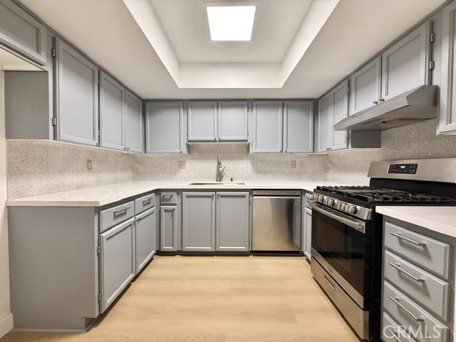 116 W Maple Unit 16 Property Photo 8