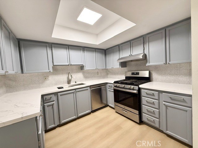 116 W Maple Unit 16 Property Photo 9