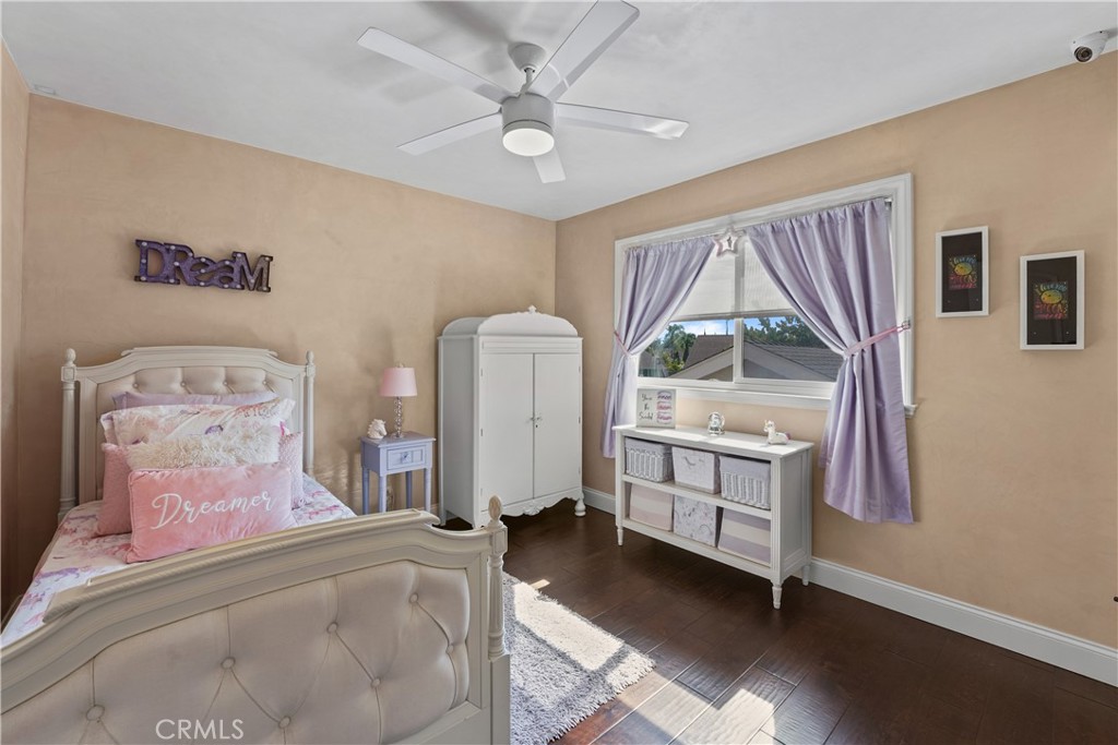 1571 W Tedmar Property Photo 21
